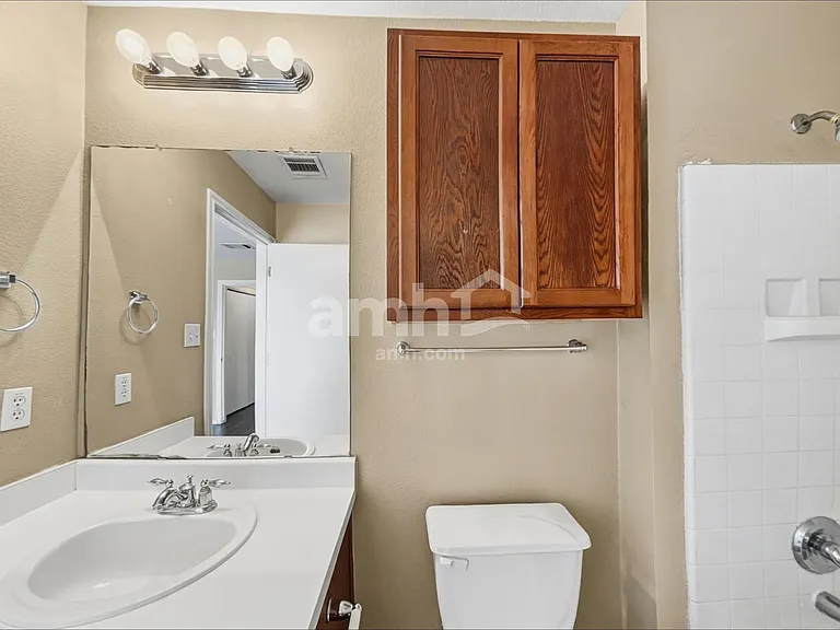 279 Quarter Ave — Photo 10