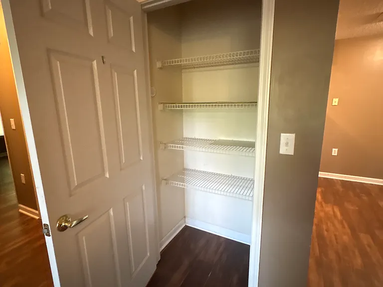 7 Perry Farm Rd #B0 — Photo 5