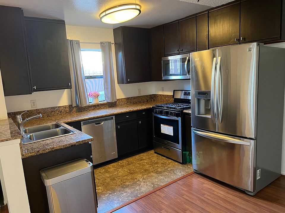 1st image of 1244 Stanley Ave #105