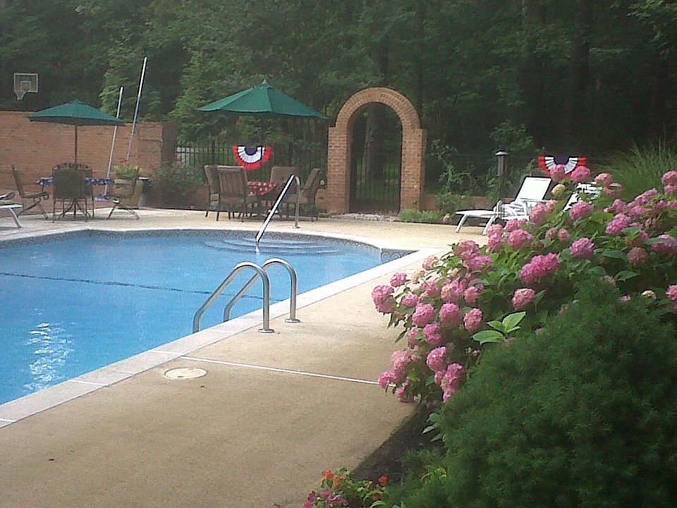 2nd image of 5320 McDonald Rd