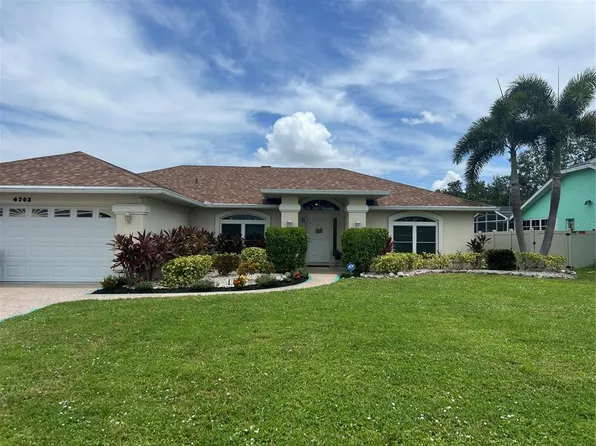 4703 35th Ct E, Bradenton, FL 34203
