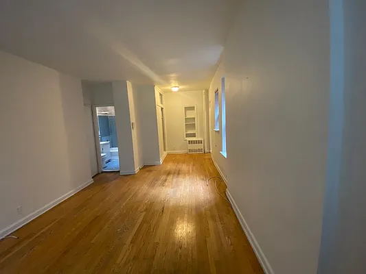 Rented by Compass | media 10