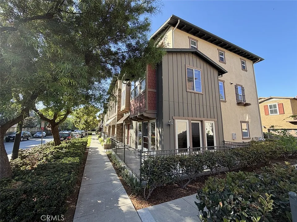 274 Tustin Field Dr