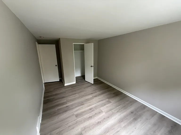 2 bed, $1,600 — Photo 3