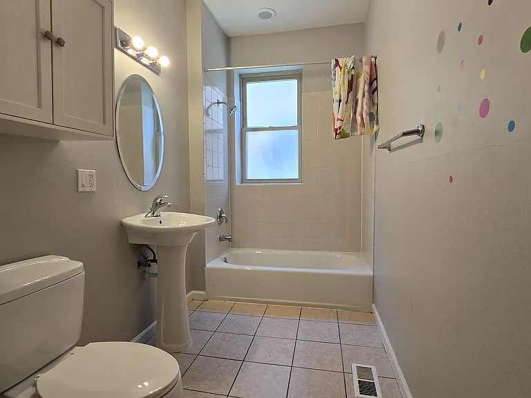 3147 W Augusta Blvd #1 — Photo 9