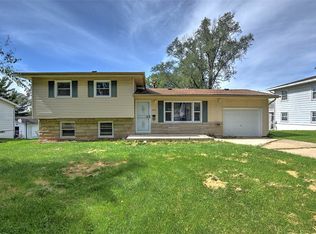 1051 N Westlawn Ave, Decatur, IL 62522