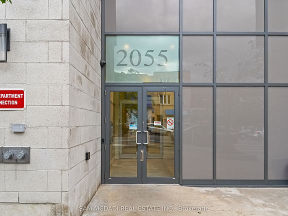3rd image of 2055 Danforth Ave #903