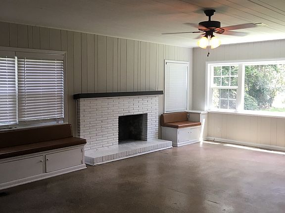 4th image of 1025 Alachua Ave