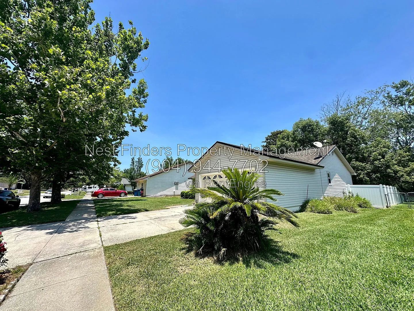 3 bed, 2.0 bath, 1446 sqft, $2,225 — Photo 3