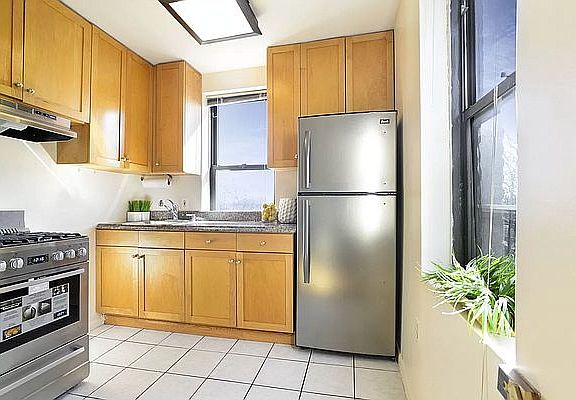 4th image of 21-48 35th St #5