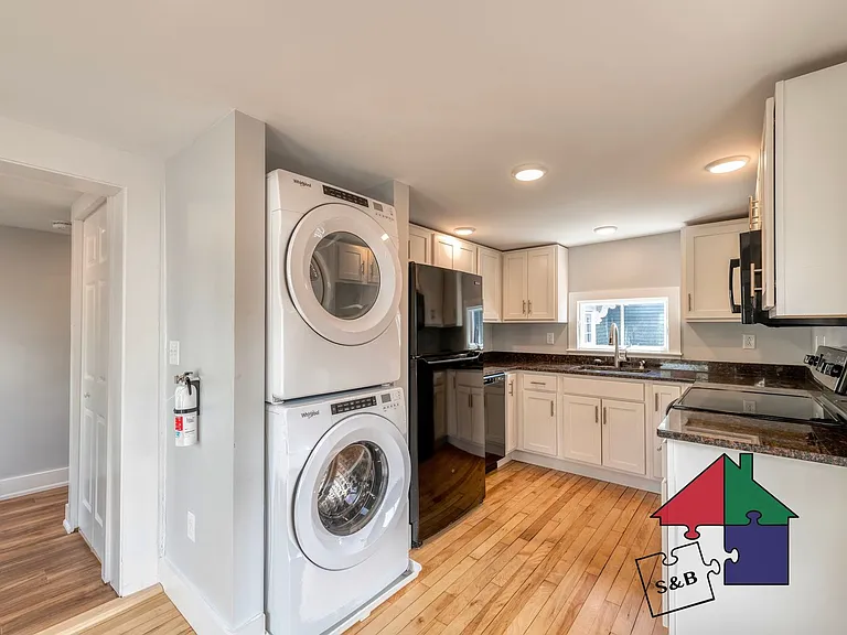 166 N Winooski Ave — Photo 14