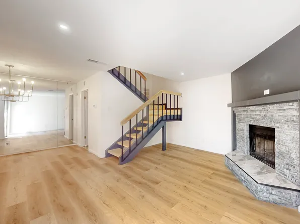 14800 Enterprise Dr APT 14C, Farmers Branch, TX 75234