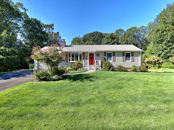 4 Christopher Drive, Milford, CT 06460