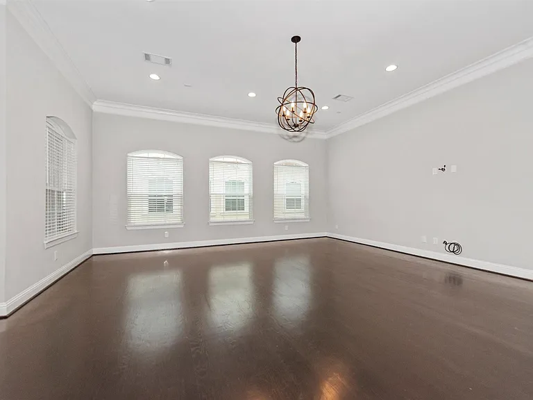 5637 Kiam St #B — Photo 12