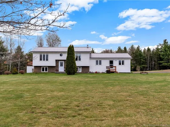 1341 Tweedie Brook Rd, Carleton, NB E4X 1M6