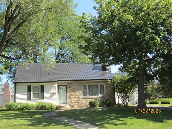 2nd image of 1102 W Jeffras Ave