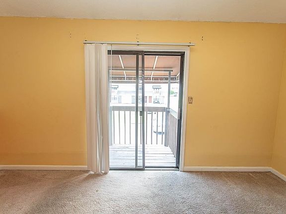5th image of 755 Burcale Rd. #J-4