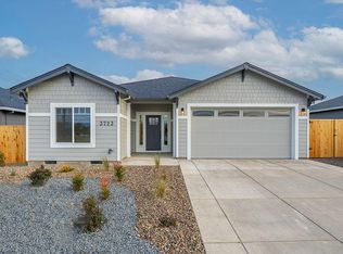 3723 Ford Dr, Medford, OR