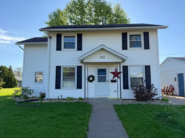 515 N Hudson St, Stockton, IL 61085