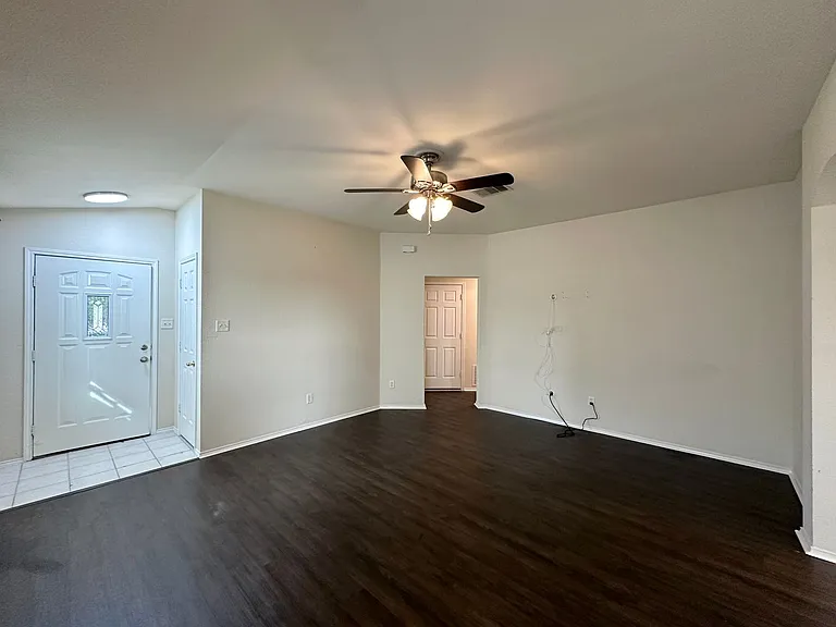 4510 Causeway Ct — Photo 5