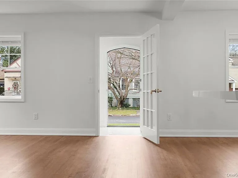 517 Walnut St #A — Photo 12