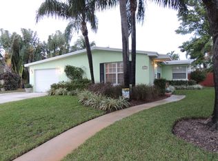 351 Colonial Rd, West Palm Beach, FL 33405