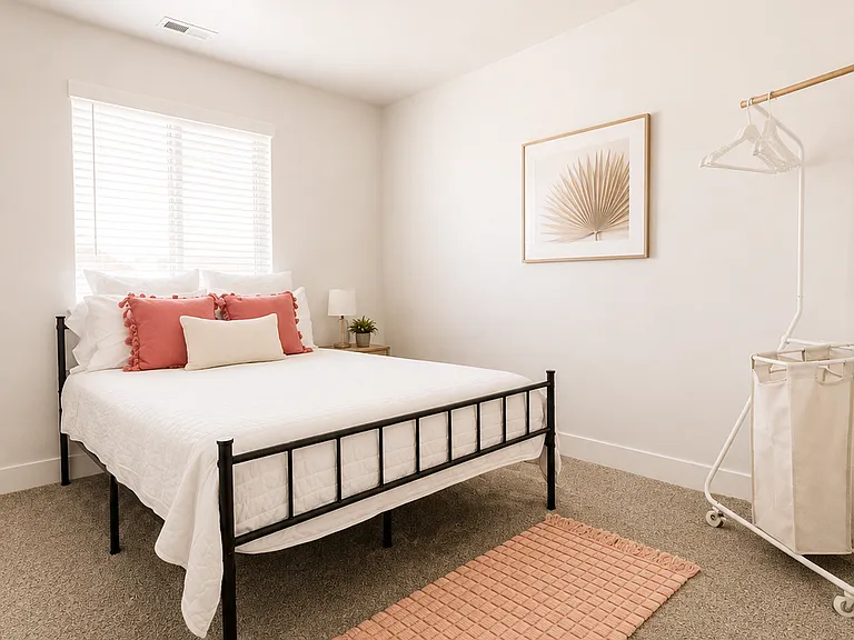 1306 W 1200 S — Photo 16