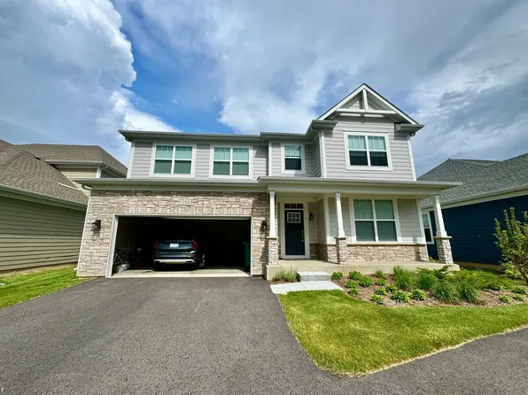 233 Farmstead Ct, Buffalo Grove, IL 60089