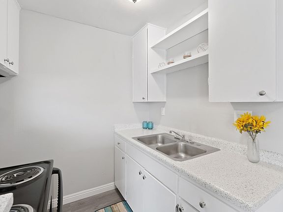 5th image of 1483 E Lynwood Dr #18330493