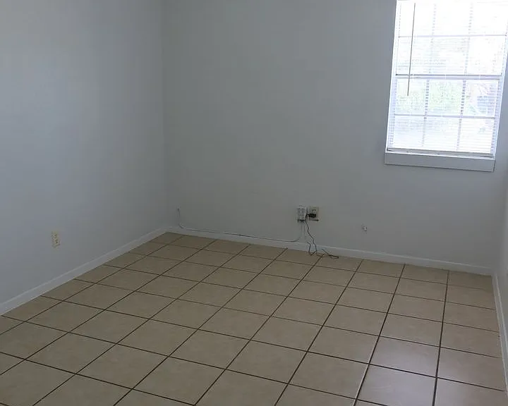 3827 Olympic Ave — Photo 14