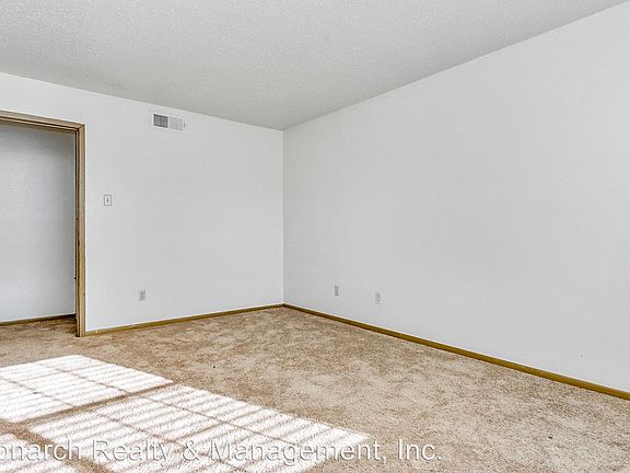 3rd image of 7200 Jewella Ave APT 608