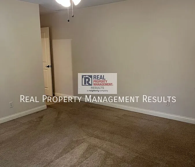 5119 Hidden Lake Dr — Photo 9