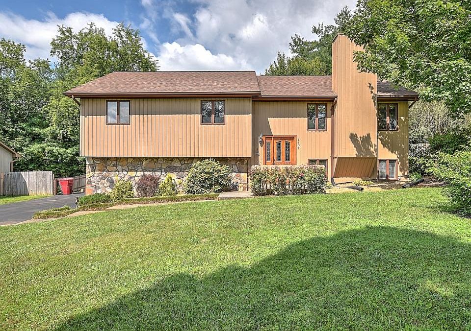 1st image of 4107 Bradford Ln