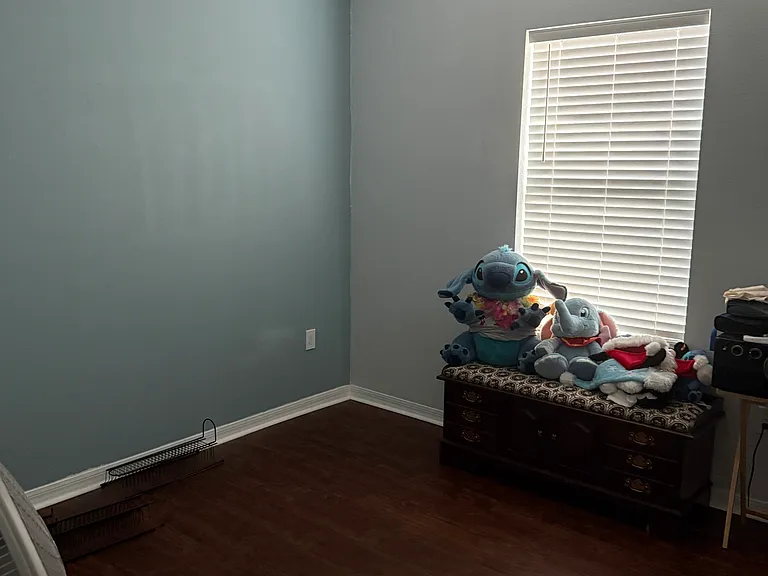 524 Blue Water Ct — Photo 7