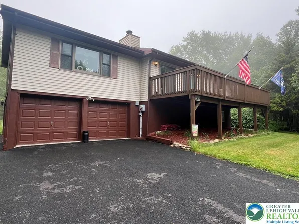 28 Chesapeake Trl, Albrightsville, PA 18210