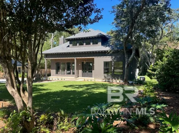 13 Echo Ln, Fairhope, AL 36532