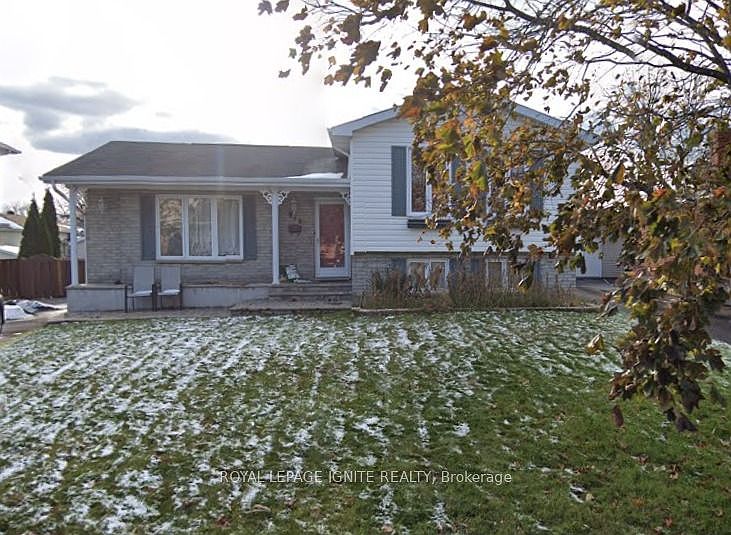 1st image of 810 Chelsea Cres