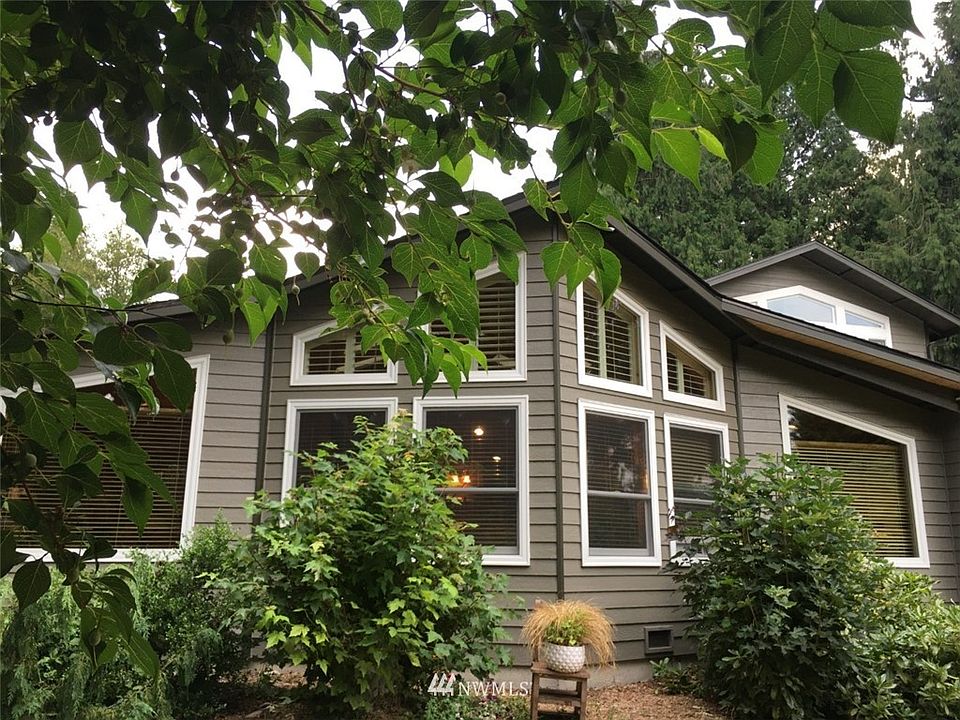 1st image of 12905 2nd St SE