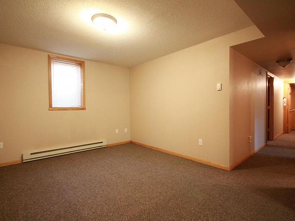 4th image of 623 1/2 5th Ave S
