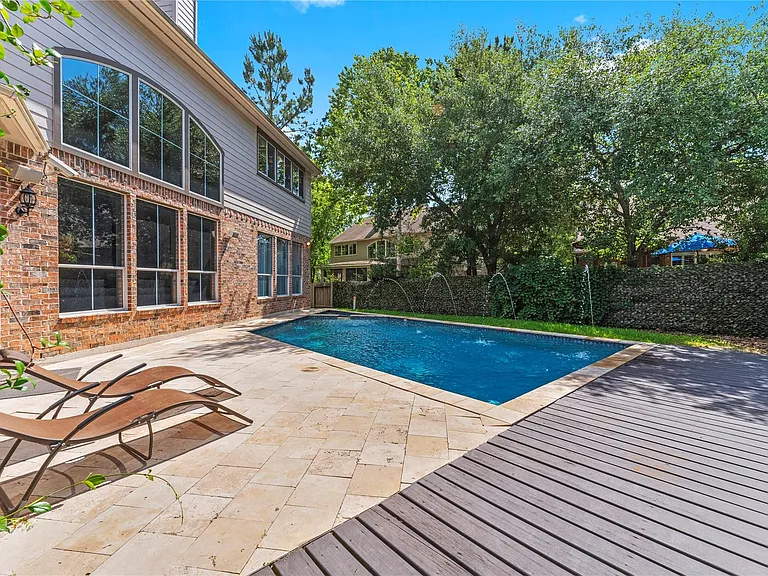 18 Degas Park Dr — Photo 43