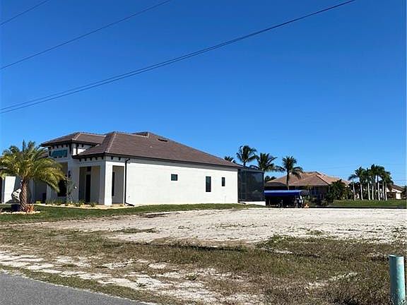 5th image of 113 NW 38th Ave