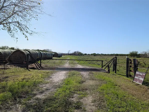 0 S Meadow Ln, El Campo, TX 77437