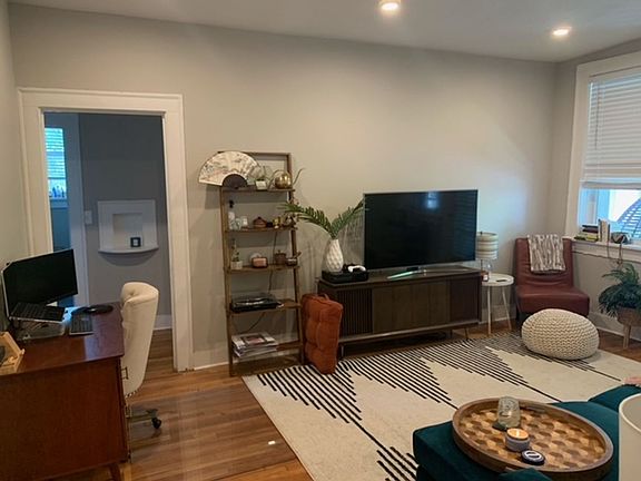 4th image of 1115 Ponce De Leon Ave NE APT 7