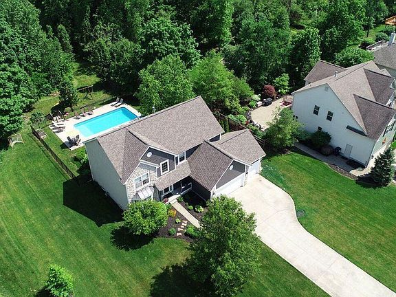 3rd image of 9504 Knarwood Ct NW
