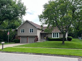 5855 SW 24th Ter, Topeka, KS 66614