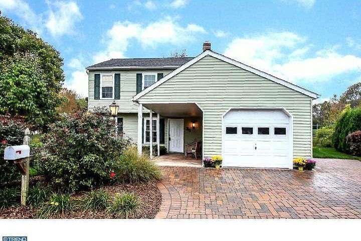1st image of 35 Cambridge Ct