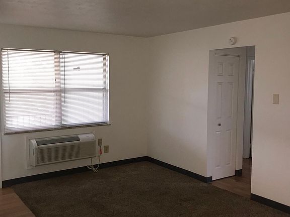 3rd image of 95 W Maple St APT 3
