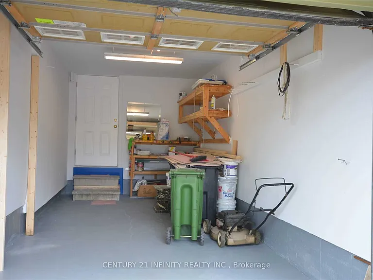 5 Dusk Owl Dr — Photo 11