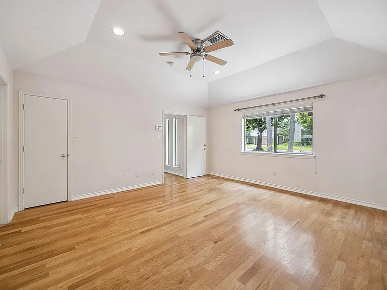 10314 Olympia Dr — Photo 11