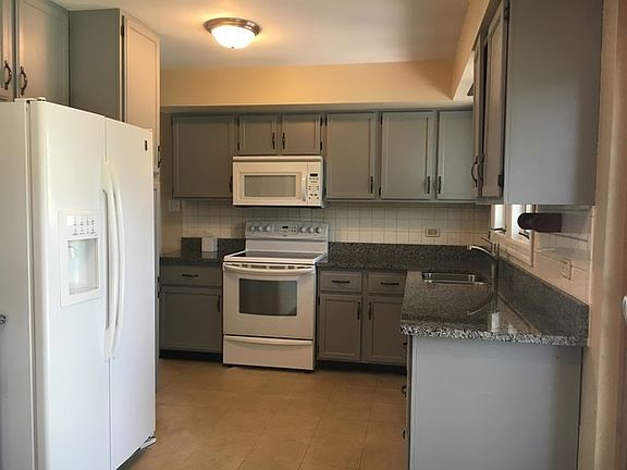 4th image of 509 E Park Ave